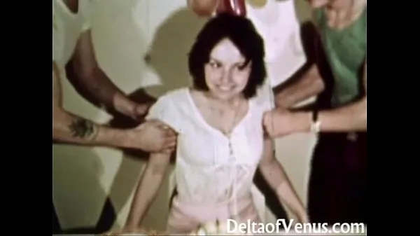 New Vintage Erotica 1970s - Hairy Pussy Girl Has Sex - Happy Fuckday cool Videos
