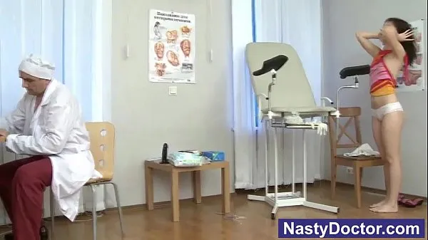 Nová Teen and old nasty doctor skvělá videa