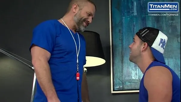 Nuovi Amici gay fanno l'amore e molto spesso (4 fantastici video