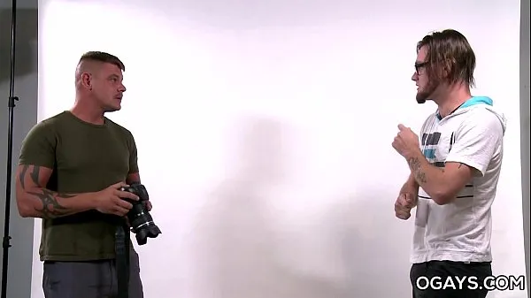 Nouvelles Le studio de photo - Dustin Steele, Anthony Jones vidéos sympas