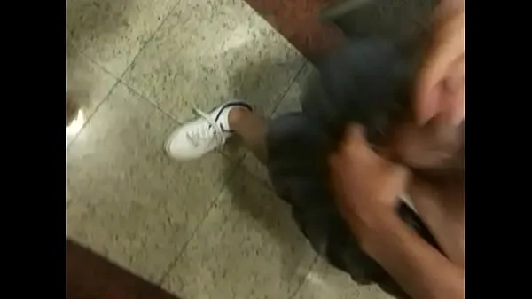 Pegando ROLA GROSSA no banheiro do Shopping em São Paulo Video hebat baharu