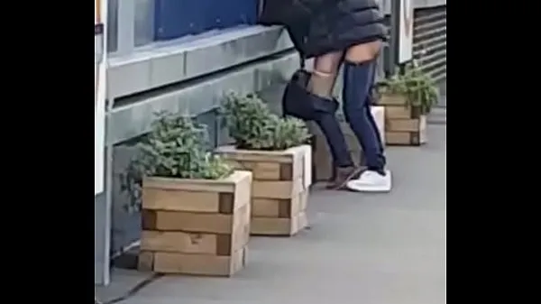 Yeni Couple Fuck at train station harika Videolar