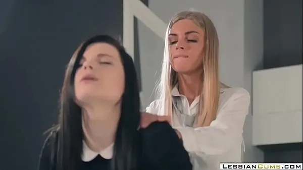 Nové Glamour Lesbian Toe Ring Fucking skvelé videá