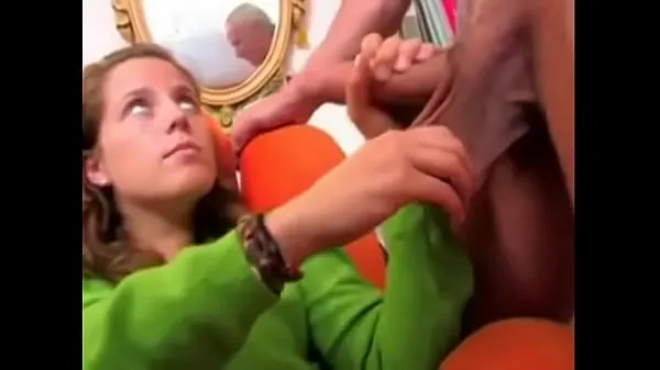 Nová step daughter jerks off her skvělá videa