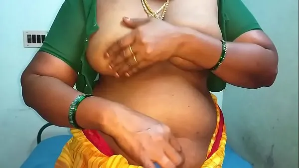 New desi aunty showing her boobs and moaning cool Videos