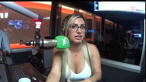 Nouvelles Teaser: PornCast avec Emme White, Mia Linz, Caio Arbex vidéos sympas