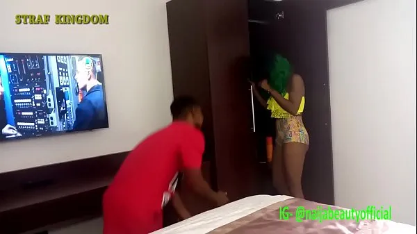 Új So romantic. Akins proposes to Naija beauty klassz videó