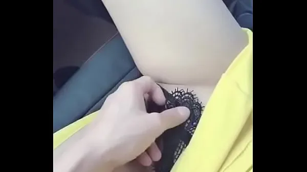 نئے Girlfriend gets cunt in the car bạn زبردست ویڈیوز