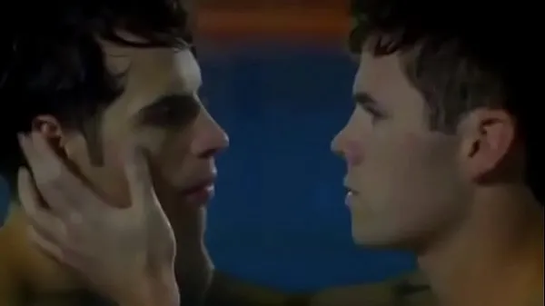 Νέα Gay Scene between two actors in a movie - Monster Pies ωραία βίντεο