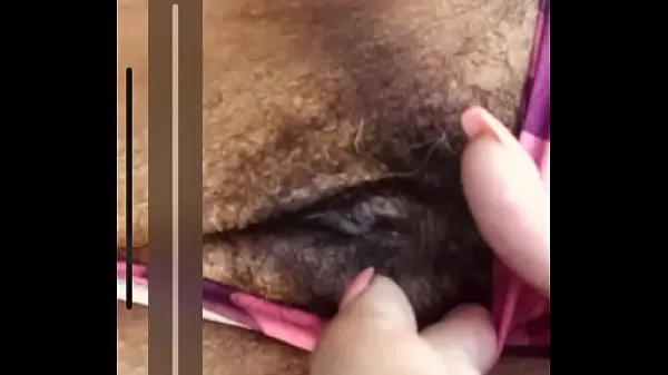 新Married Neighbor shows real teen her pussy and tits酷視頻