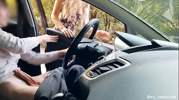 New Public Dick Flash! a Naive Teen Caught me Jerking off in the Car in a Public Park and help me Out cool Videos