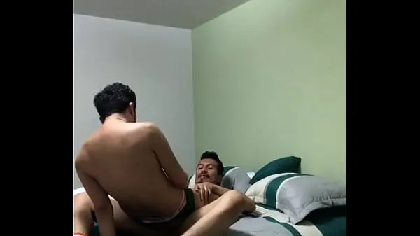 Yeni Sexo en cama nueva harika Videolar