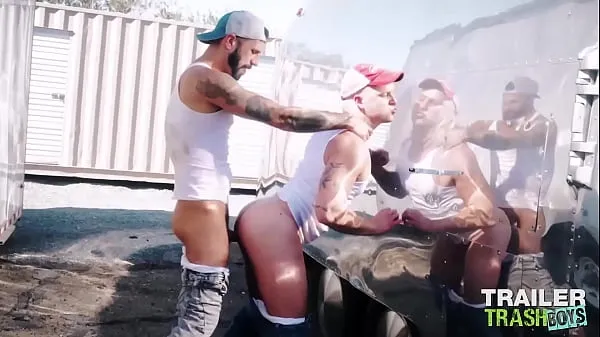 Nuevos TRAILERTRASHBOYS Bryce Hart y Romeo Davis Raw Breed Hard vídeos interesantes