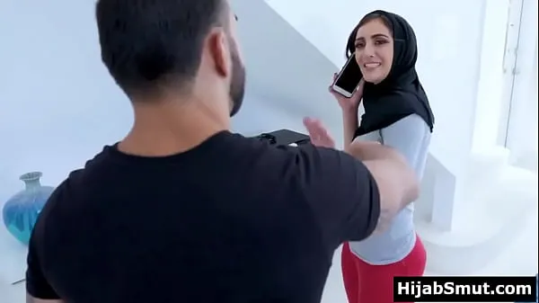 新しいMuslim girl fucked rough by stepsister's boyfriendクールなビデオ