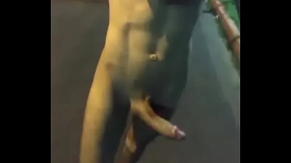 Skinny naked on the street Video keren baru