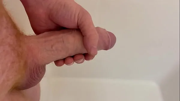 Nye Getting the cock wet in the shower and cumming hard seje videoer