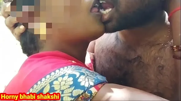 Desi horny girl was going to the forest and then calling her friend kissing and fuckingمقاطع فيديو رائعة جديدة