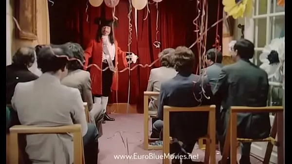 Nuovi Le piccole studentesse - Film completo 1980 fantastici video