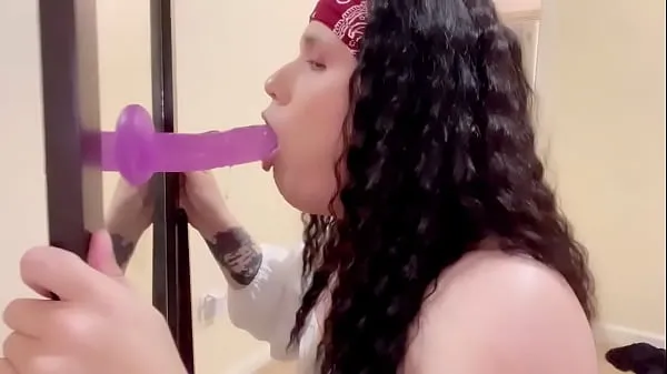 Yeni Sissy sloppy dildo sucking harika Videolar