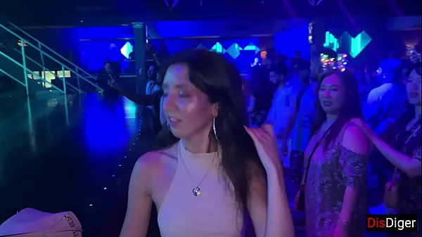 New Horny girl agreed to sex in a nightclub in the toilet cool Videos