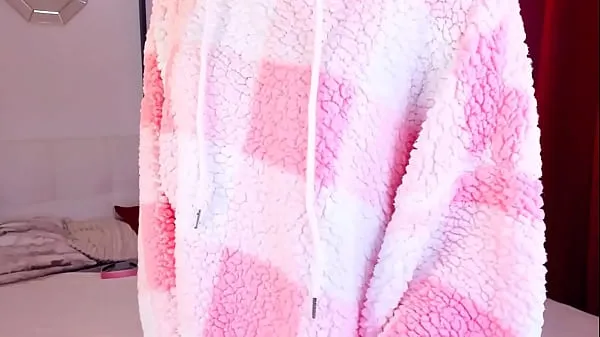 Petite Slim Blonde Trap Strokes her Cute Pink Boy Clit Video hebat baharu