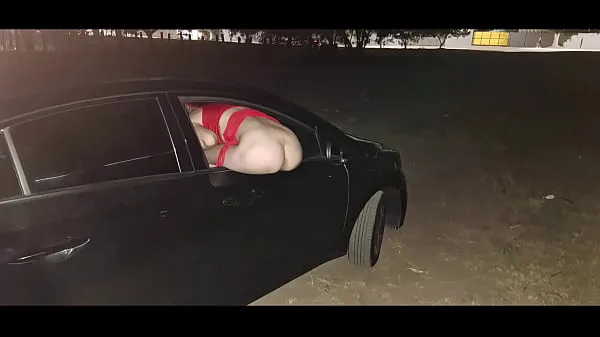 Yeni I take my wife in dogging so strangers can fuck my wife in public harika Videolar